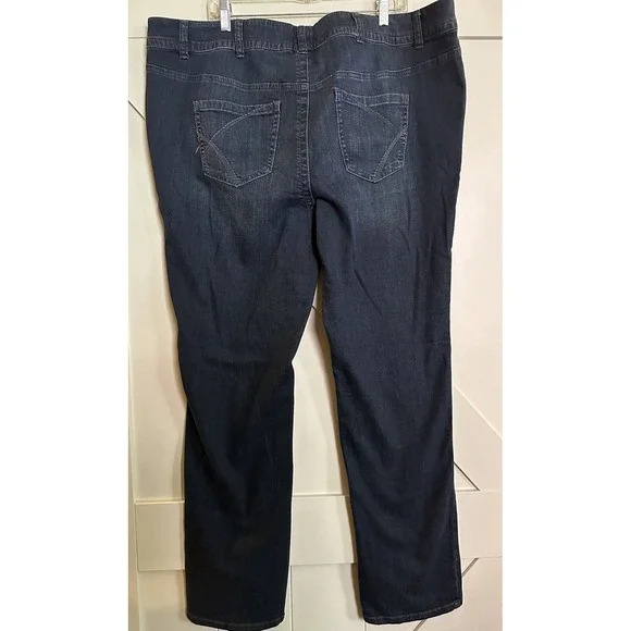 Lane Bryant Straight Leg Jeans Womens 24 (46-W/32-I) Blue Dark Wash Denim - Picture 2 of 3